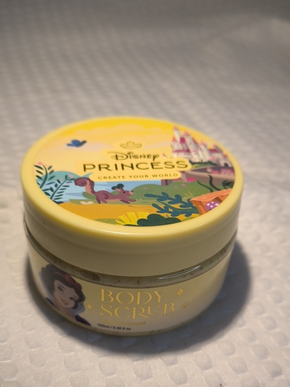 Disney Princess  Snow White Apple Scented Body Scrub - Gentle Exfoliant